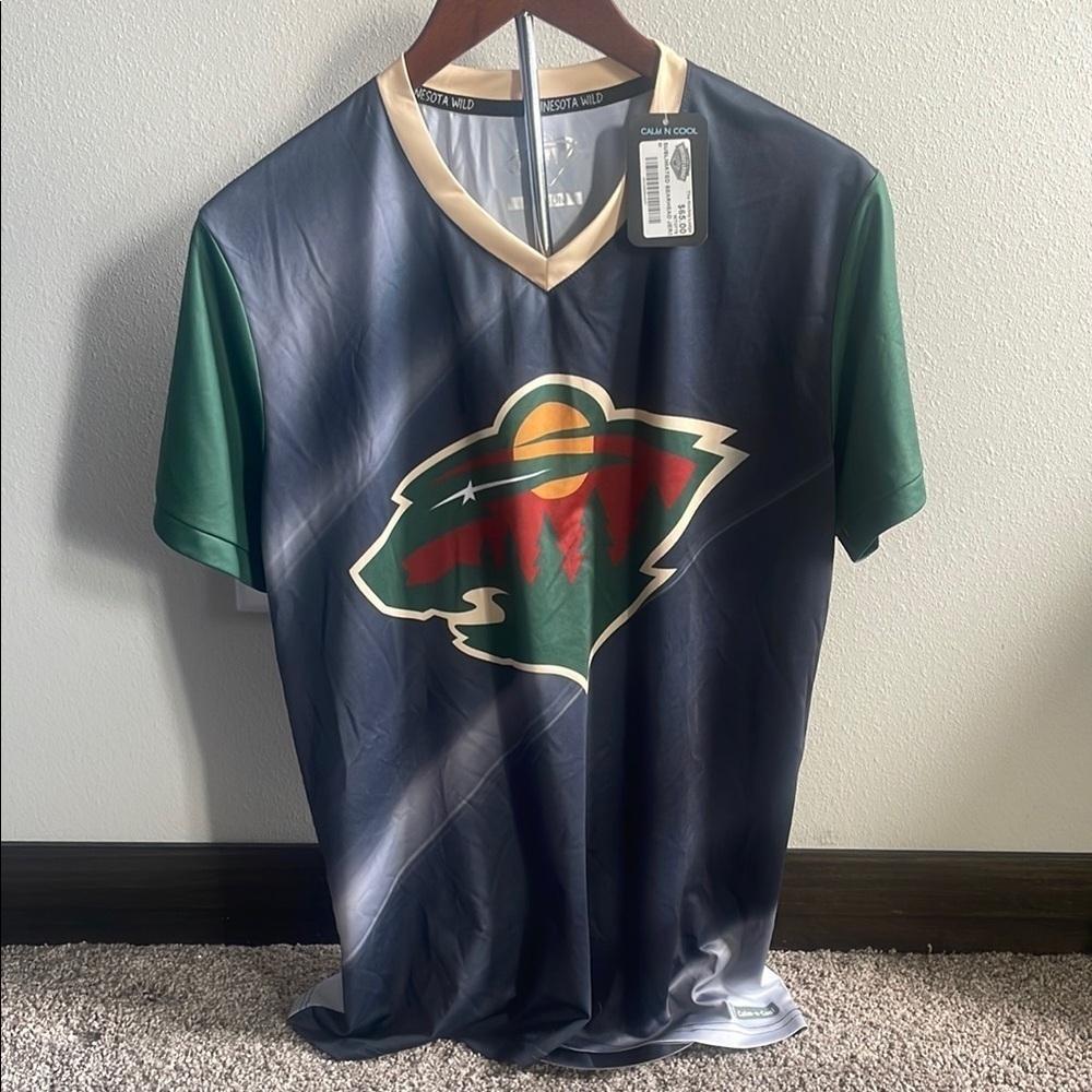 NHL Team Logo Men's Shirt - Green and Black